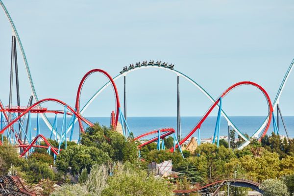 Visita Port Aventura desde apartamentos Ancora en Salou