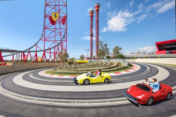 Disfruta con niños en apartamentos cerca de PortAventura y Ferrari Land